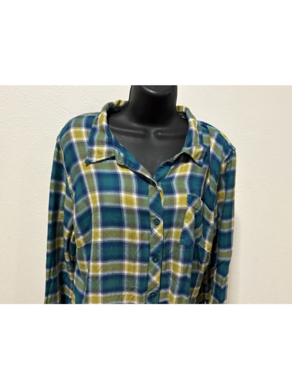 Christopher & Banks Womens Size XL Blouse Flannel Long Sleeves - Picture 2 of 9